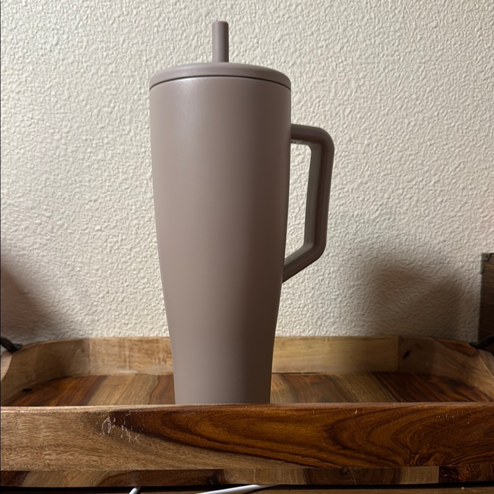 Stylish Brown Tumbler with Handle